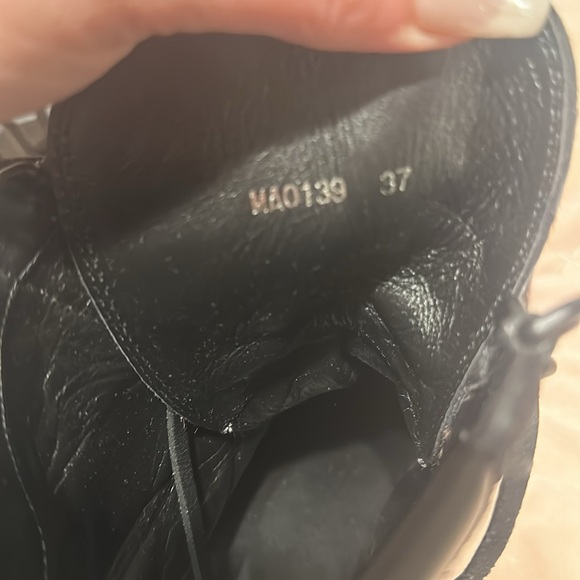 Louis Vuitton Laureate Platform Desert Boot - Picture 5 of 6